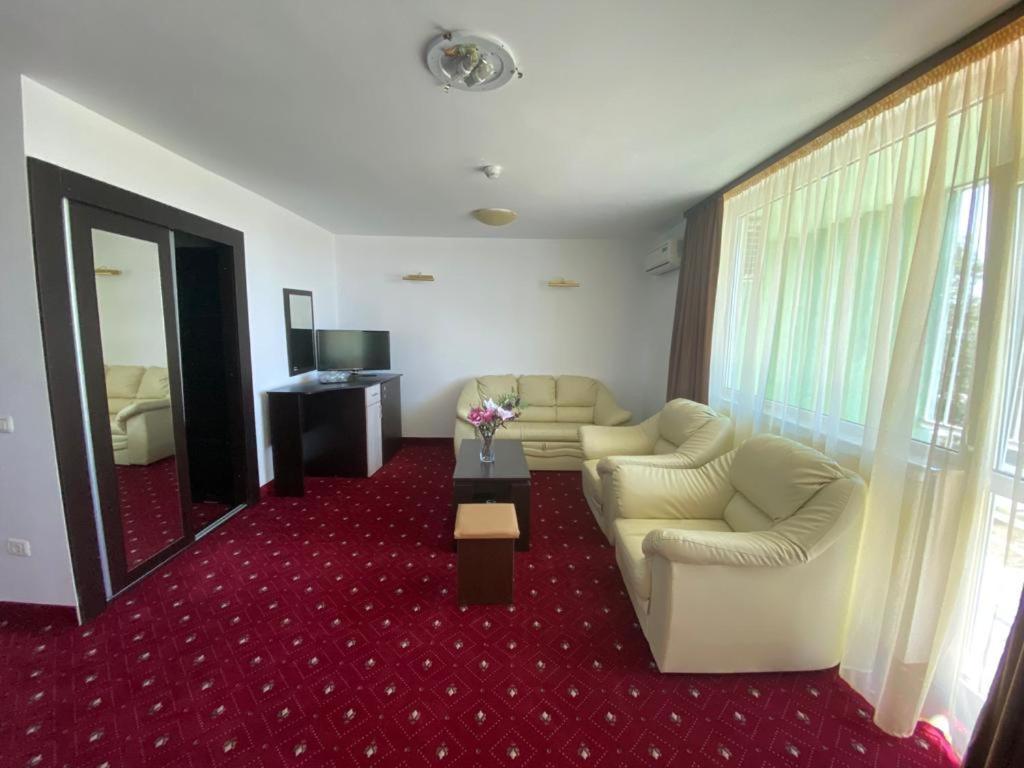 Complex Hotelier Felix - Perla Marii Eforie Nord Exteriör bild