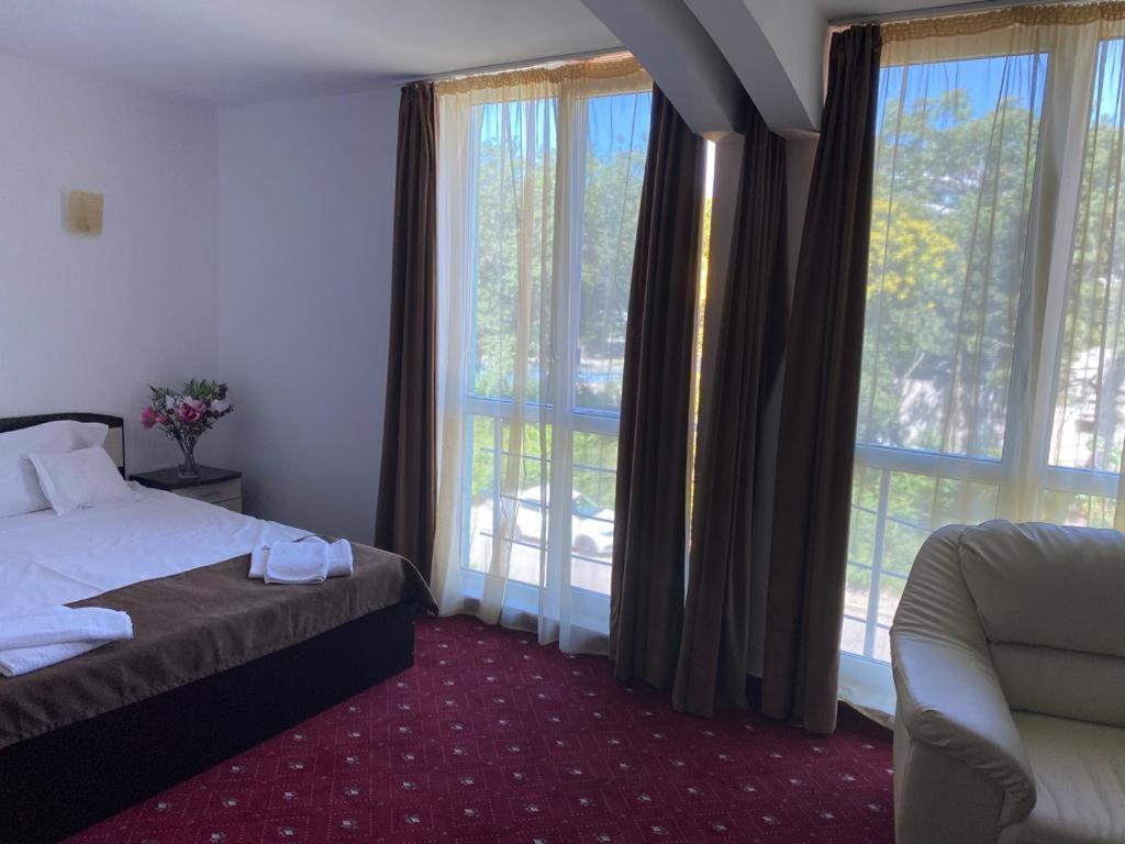 Complex Hotelier Felix - Perla Marii Eforie Nord Exteriör bild